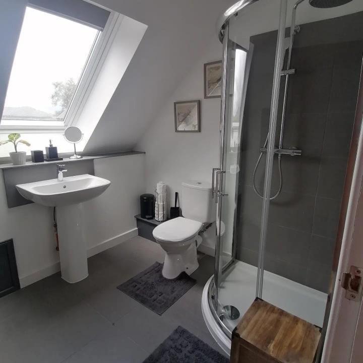 Rest At Last - Highland Apartment With Private Hot Tub Whitebridge  Dış mekan fotoğraf